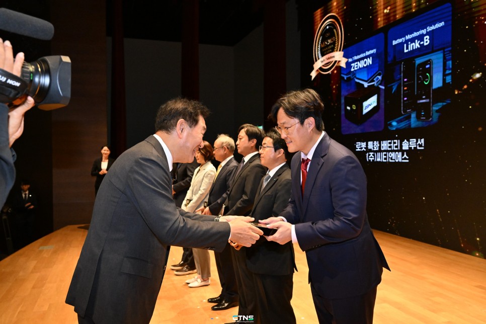 35256f930dd16.jpg